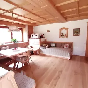  Holiday home Apartmenthaus Paradise Austria