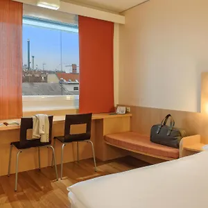 *** Hotel Ibis Messe Austria